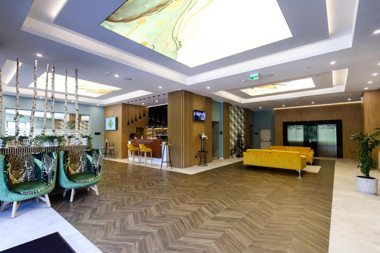 Grand View Hotel & Suites Copou ياش المظهر الخارجي الصورة