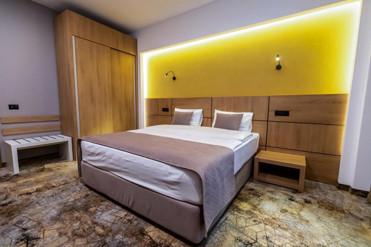 Grand View Hotel & Suites Copou ياش المظهر الخارجي الصورة
